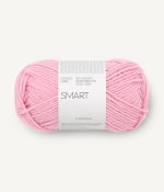 Sandnes Garn Smart in Pink Lilac, ideal für Stricken und Häkeln im Laufbereich.