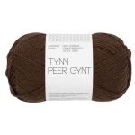 Sandnes Garn Tynn Peer Gynt in Dunkelbraun, ideal für Strick- und Häkelprojekte.