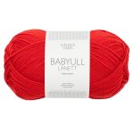 Sandnes Garn Babyull Lanett in Rot, für Strick- und Häkelprojekte.