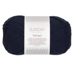 Sandnes Garn Sunday by PetiteKnit in Farbe 5591 Night Sky.