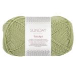 Sandnes Garn Sunday by PetiteKnit in grünem Farbton, perfekt für Strick- und Häkelprojekte.