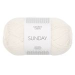 Sandnes Garn Sunday in true white, ideal für Strick- und Häkelprojekte, Lauflänge 101-15.