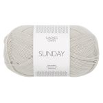 Sandnes Garn Sunday Wolle in Pearl Grey, perfekt für Strick- und Häkelprojekte.