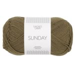 Sandnes Garn Sunday Wolle in Dunkeloliv, ideal für Strick- und Häkelprojekte.