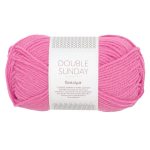 Sandnes Garn Double Sunday Garn in Flamingo, ideal zum Stricken und Häkeln.