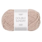 Sandnes Garn Double Sunday in Beige Mottled, perfekt für Strick- und Häkelprojekte.