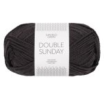 Sandnes Garn Double Sunday in Farbe 3800 Bristol Black, ideal zum Stricken und Häkeln.
