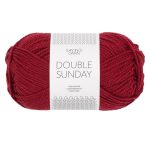 Sandnes Garn Double Sunday in tiefem Rot, perfekt zum Stricken und Häkeln.