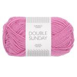 Sandnes Garn Double Sunday in shocking pink, ideal zum Stricken und Häkeln.