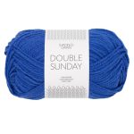Sandnes Garn Double Sunday in Dazzling Blue, perfekt für Strick- und Häkelprojekte.