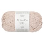 Sandnes Garn Alpakka Silke in der Farbe 2521 sand, weiches Garn für Stricken und Häkeln.