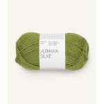 Sandnes Garn Alpakka Silke in der Farbe Matcha, weiches Garn für Stricken und Häkeln.
