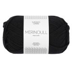 Sandnes Garn Merinoull in Schwarz, ideal zum Stricken und Häkeln.