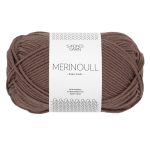 Sandnes Garn Merinoull in der Farbe Acorn, perfekt zum Stricken und Häkeln.