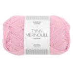 Sandnes Garn Tynn Merinoull in Pink Lilac für Stricken und Häkeln.