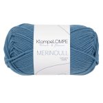 Sandnes Garn KlompeLOMPE Merinoull in Jeansblau, perfekt zum Stricken und Häkeln.