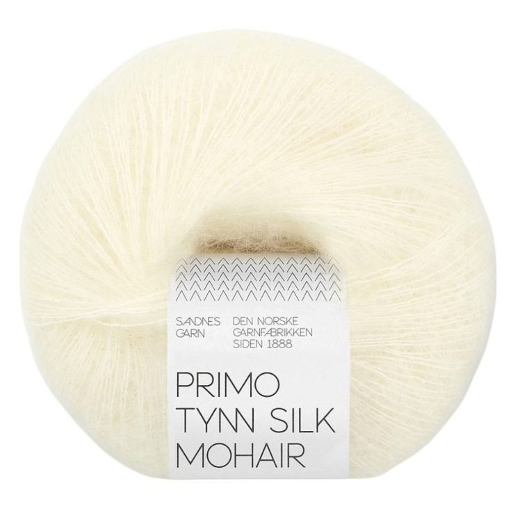 Sandnes Garn Primo Tynn Silk Mohair – col. 1012 natural white Sandnes Garn Primo Tynn Silk Mohair in natürlichem Weiß, ideal zum Stricken und Häkeln.