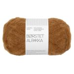 Sandnes Garn Borstet Alpakka in der Farbe 2573 Monks Robe.