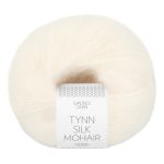 Sandnes Garn Tynn Silk Mohair in natürlichem Weiß, perfekt für feine Strickprojekte.