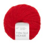 Sandnes Garn Tynn Silk Mohair in leuchtendem Rot, perfekt für feine Strickprojekte.