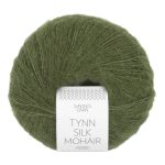 Sandnes Garn Tynn Silk Mohair in Olive Green, feines Garn für Strick- und Häkelprojekte.