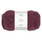 Sandnes Garn Kos in tiefem Burgunder, ideal zum Stricken und Häkeln.