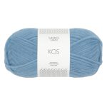 Sandnes Garn Kos in Dunkel Himmelblau, perfekt für Strick- und Häkelprojekte.
