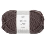 Sandnes Garn Fritidsgarn in dunkler Schokolade, ideal zum Stricken und Häkeln.