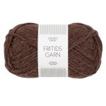 Sandnes Garn Fritidsgarn in Dunkelbraun, ideal zum Stricken und Häkeln.