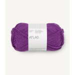 Sandnes Garn Atlas in der Farbe 5045 plum, perfekt für Stricken und Häkeln.