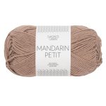 Sandnes Garn Mandarin Petit in Farbe 3051 iced coffee für Stricken und Häkeln.