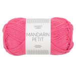 Sandnes Garn Mandarin Petit in der Farbe 4315 bubblegum pink, weiches Garn zum Stricken und Häkeln.