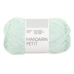 Sandnes Garn Mandarin Petit in Mintgrün, ideal zum Stricken und Häkeln.