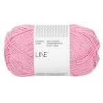 Sandnes Garn ist in diesem pinken Garn für Stricken und Häkeln.