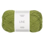 Sandnes Garn Line Wolle in Matcha, perfekt für Strick- und Häkelprojekte.