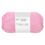 Sandnes Garn Tynn Line in Pink Lilac, ideal für Strick- und Häkelprojekte.