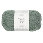Sandnes Garn Tynn Line in dusty green, ideal für Strick- und Häkelprojekte.