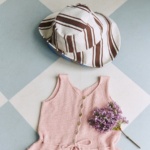 Strickset Adeline Top Junior mit Garn und Anleitung – Bild 2