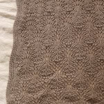 Strickset COLETTE DECKE mit Garn und Anleitung – Bild 3
