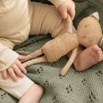 Strickset KLEEDECKE mit Garn und Anleitung – Bild 2