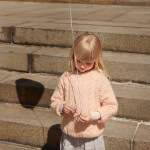 Strickset CORNELIA SWEATER JUNIOR mit Garn und Anleitung – Bild 2
