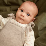 Strickset BUNNY PANTS BABY mit Garn und Anleitung – Bild 2