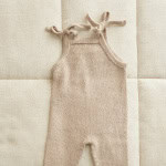 Strickset BUNNY PANTS BABY mit Garn und Anleitung