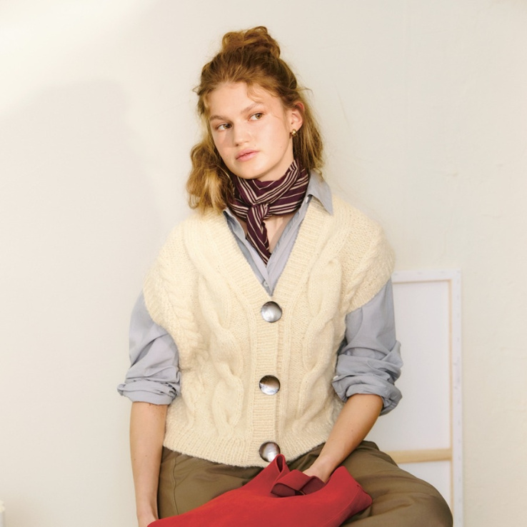 Harper vest Strickset HARPER VEST mit Garn und Anleitung – Bild 1