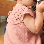 Strickset INDY DRESS BABY mit Garn und Anleitung – Bild 4