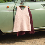 Strickset MEADOW DRESS JUNIOR mit Garn und Anleitung – Bild 4