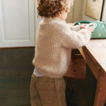 Strickset TIA ZIPPER JACKET JUNIOR mit Garn und Anleitung – Bild 2