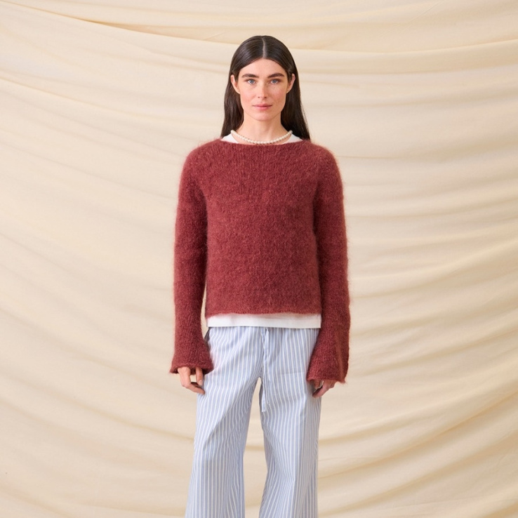 Lyra Sweater Strickset LYRA SWEATER (2602) mit Garn und Anleitung – Bild 1
