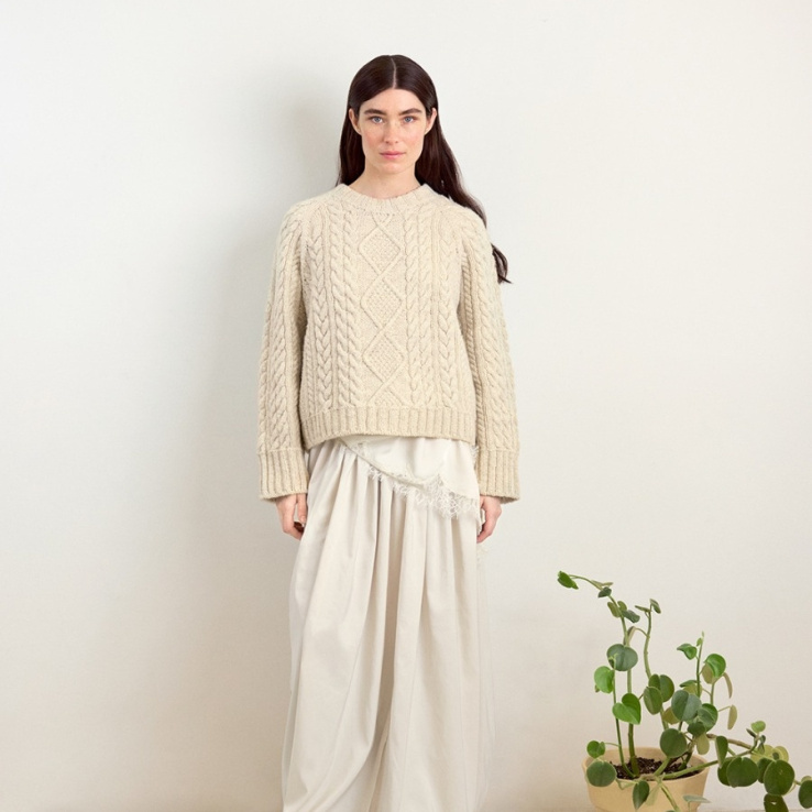 Loom Sweater Strickset LOOM SWEATER mit Garn und Anleitung – Bild 1