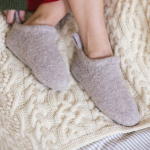 Strickanleitung für gefilzte Pantoffeln „Aarre“